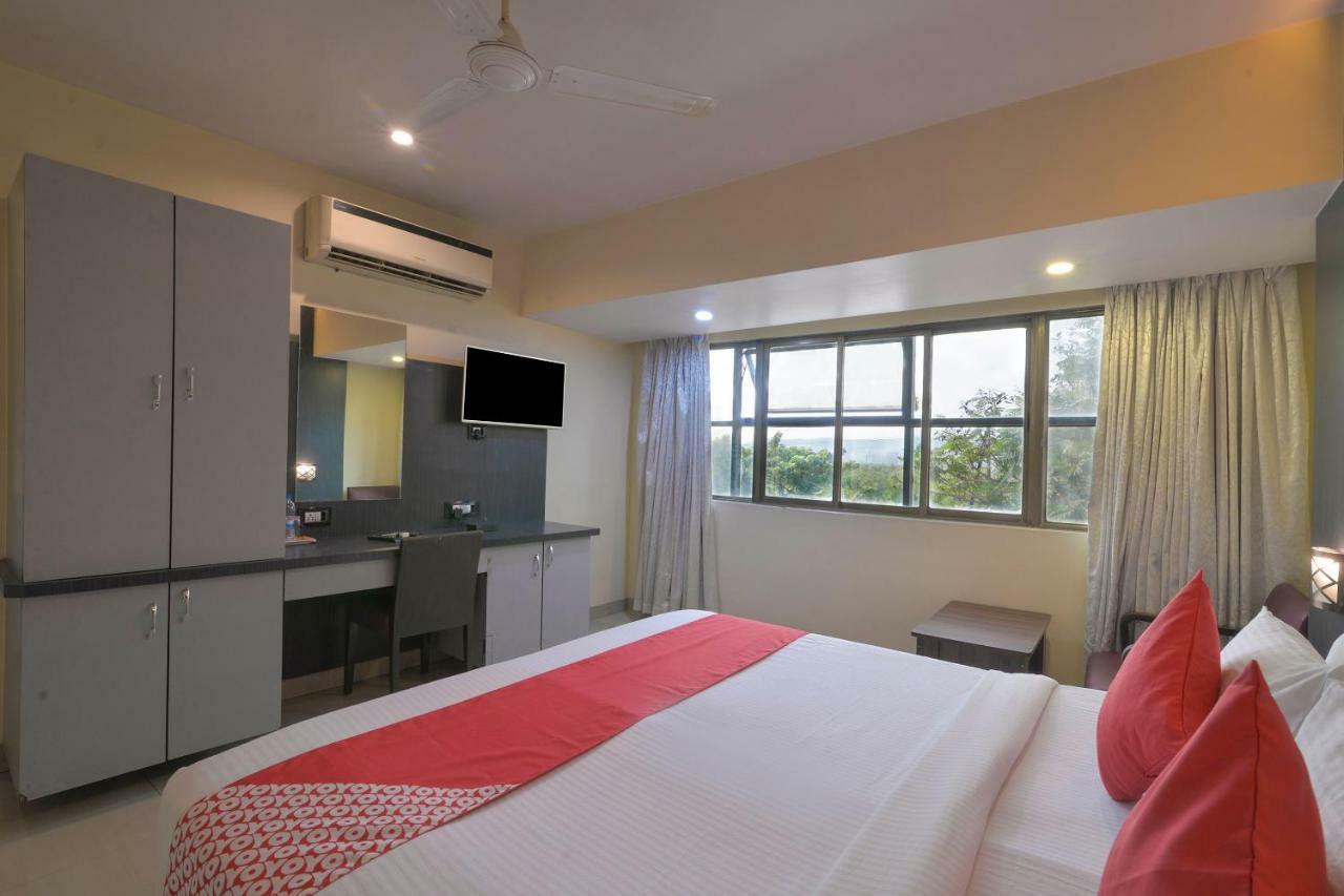 Oyo 3287 Hotel Mansarovar Navi Mumbai Esterno foto